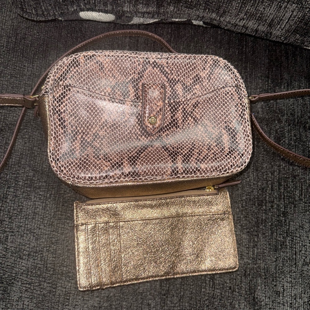 ✨ G.I.L.I. Snake Embossed Leather Rose Gold Crossbody Bag + Pouch ✨ - Picture 2 of 16